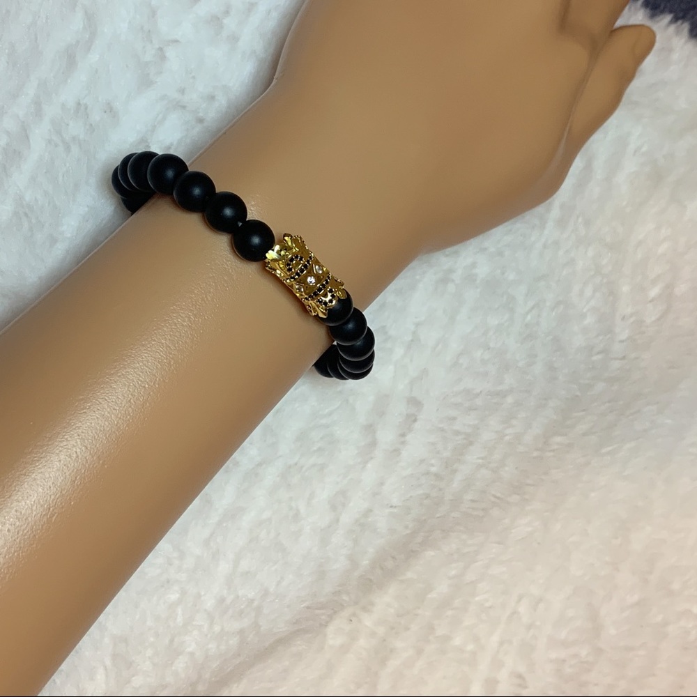 Matte Onyx Bracelet with Gold bar
